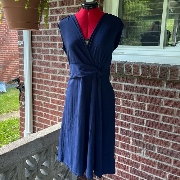 Lands' End Women's Cap Sleeve Twist Front Fit & Flare Blue Dress - size S - Picture 2 of 8